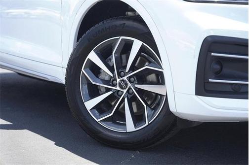 2021 Audi Q5 40 Premium Plus