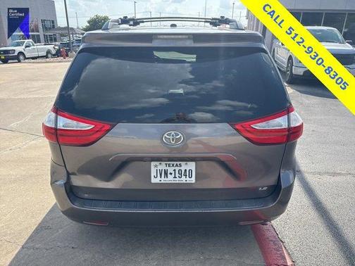 2017 Toyota Sienna L