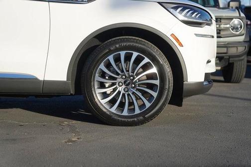 2024 Lincoln Aviator Premiere