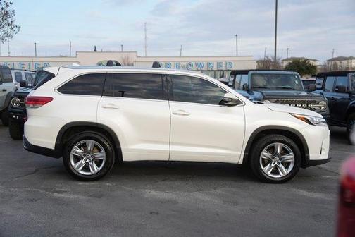 2018 Toyota Highlander Limited