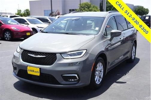 2022 Chrysler Pacifica Touring-L