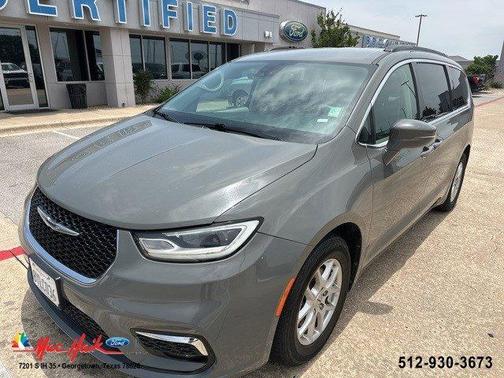 2022 Chrysler Pacifica Touring-L