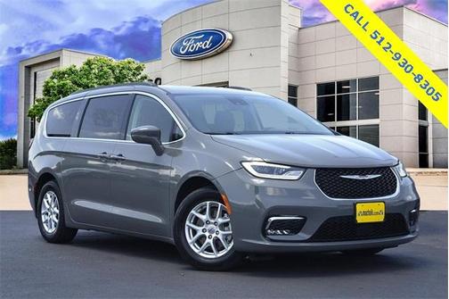 2022 Chrysler Pacifica Touring-L