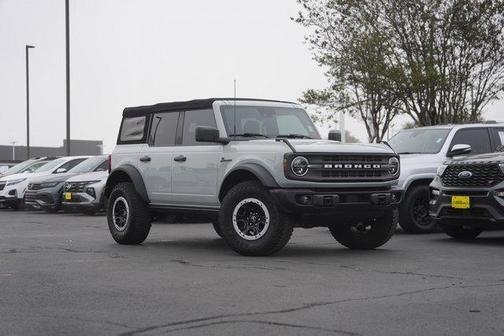 2022 Ford Bronco Black Diamond