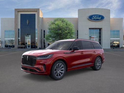 Red Carpet 2026 Lincoln Aviator Premiere