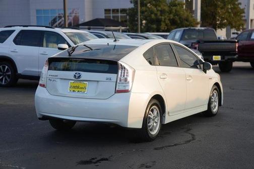 2011 Toyota Prius III