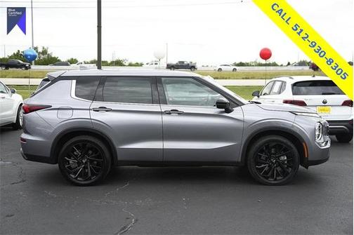 2022 Mitsubishi Outlander SE