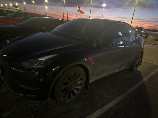 2023 Tesla Model Y Performance