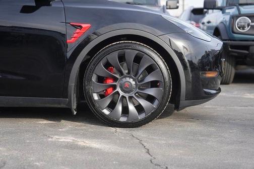 2023 Tesla Model Y Performance