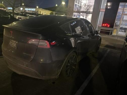 2023 Tesla Model Y Performance