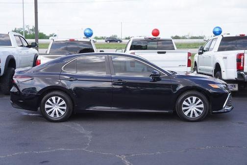 2023 Toyota Camry Hybrid LE