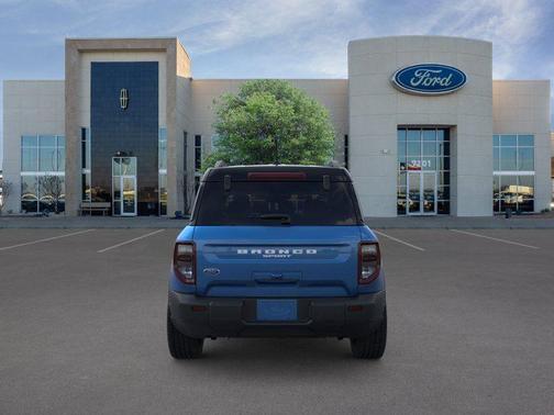 Velocity Blue Metallic 2025 Ford Bronco Sport Outer Banks