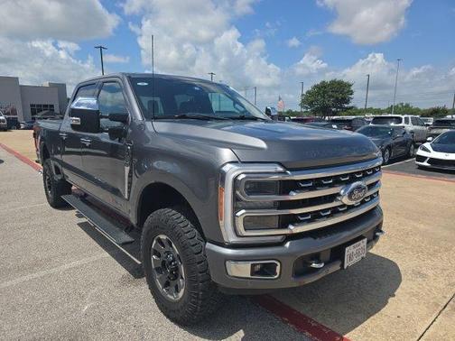 Gray Metallic 2023 Ford F-250 Platinum