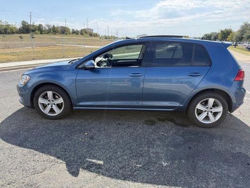 2017 Volkswagen Golf TSI Wolfsburg Edition 4-Door