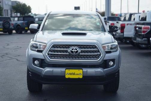 2017 Toyota Tacoma TRD Sport