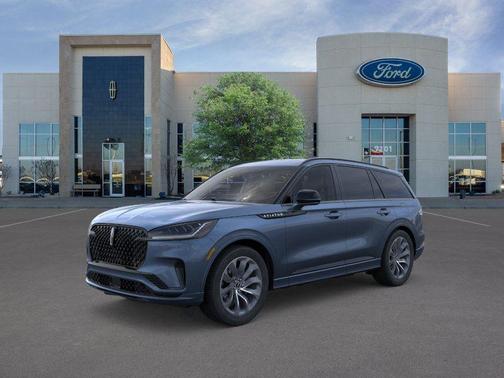 Whisper White 2026 Lincoln Aviator Premiere