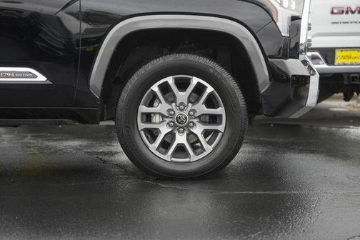 2023 Toyota Tundra Hybrid 1794 Edition