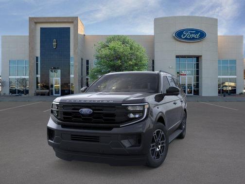 Dark Matter Gray Metallic 2026 Ford Expedition Active