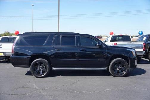 2017 Cadillac Escalade ESV Luxury