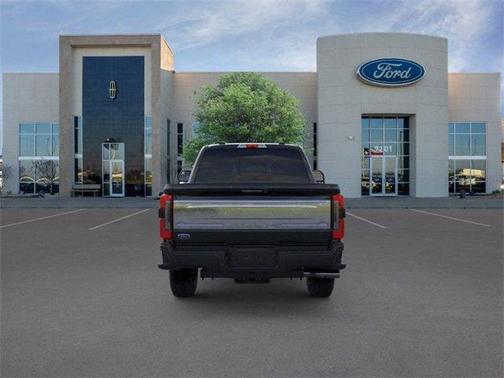 2025 Ford F-250 Platinum