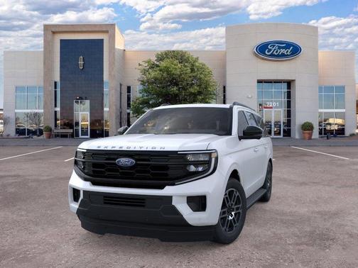 Star White 2026 Ford Expedition Active