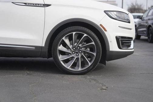 2020 Lincoln Nautilus Reserve