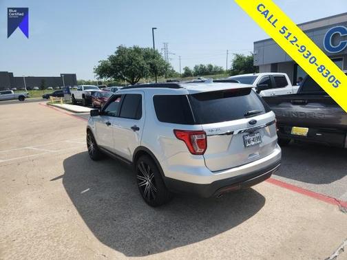 2017 Ford Explorer Base