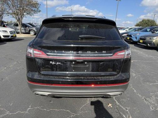 2022 Lincoln Nautilus Reserve