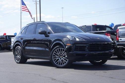 2023 Porsche Cayenne Platinum Edition