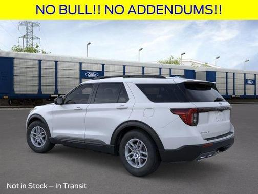 Space White Metallic 2026 Ford Explorer Active