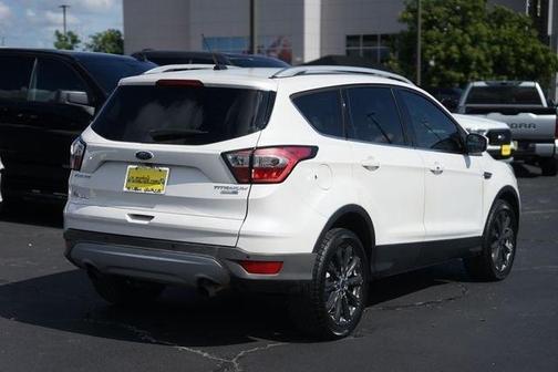 White Platinum Clearcoat Metallic 2017 Ford Escape Titanium