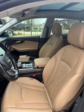 Glacier White Metallic 2020 Audi Q8 55 Premium Plus