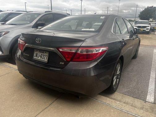 2016 Toyota Camry SE