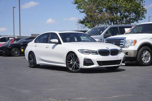 2021 BMW 330 i