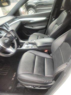 Majestic White 2021 INFINITI QX50 Luxe