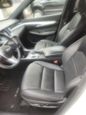 Majestic White 2021 INFINITI QX50 Luxe