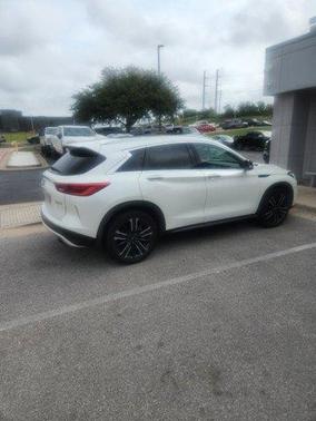 Majestic White 2021 INFINITI QX50 Luxe