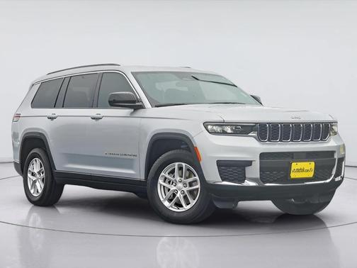 Silver Zynith 2025 Jeep Grand Cherokee L Laredo