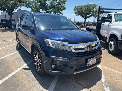 Blue 2019 Honda Pilot Touring 7-Passenger