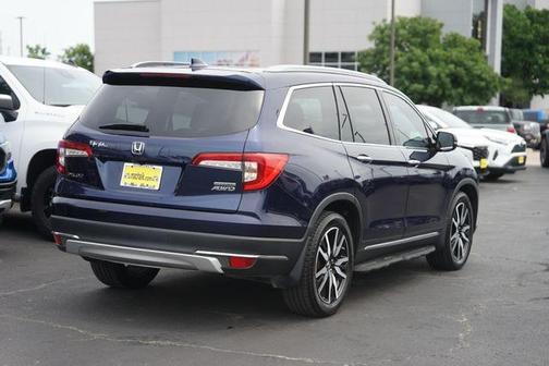 Obsidian Blue Pearl 2019 Honda Pilot Touring 7-Passenger