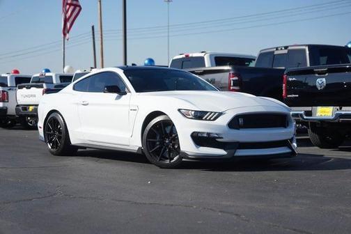 2017 Ford Shelby GT350 Base