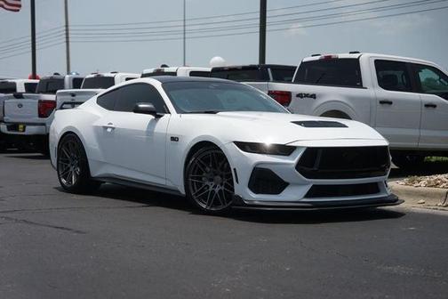 Oxford White 2024 Ford Mustang GT