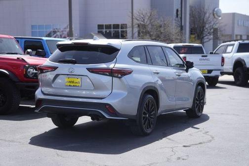 2024 Toyota Highlander XSE