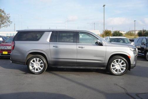 2021 Chevrolet Suburban High Country