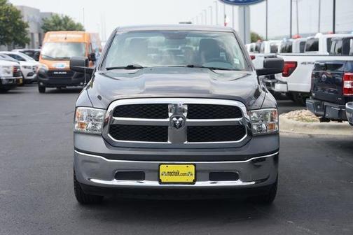Granite Crystal Clearcoat Metallic 2018 RAM 1500 ST