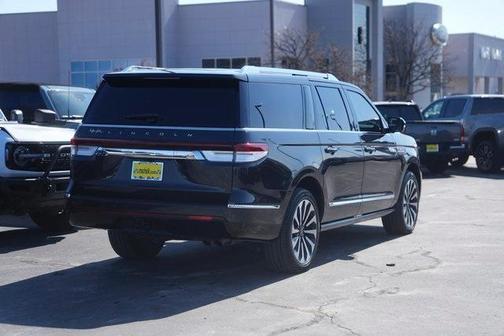 2022 Lincoln Navigator L Reserve