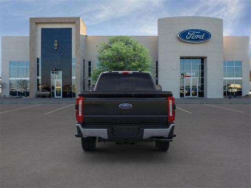 2025 Ford F-350 Lariat Super Duty