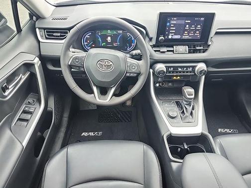 2023 Toyota RAV4 Hybrid XLE Premium