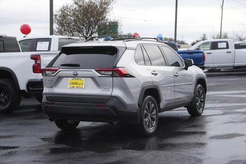 2023 Toyota RAV4 Hybrid XLE Premium