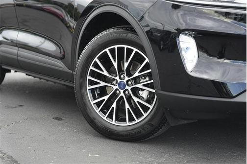 2022 Ford Escape PHEV SEL